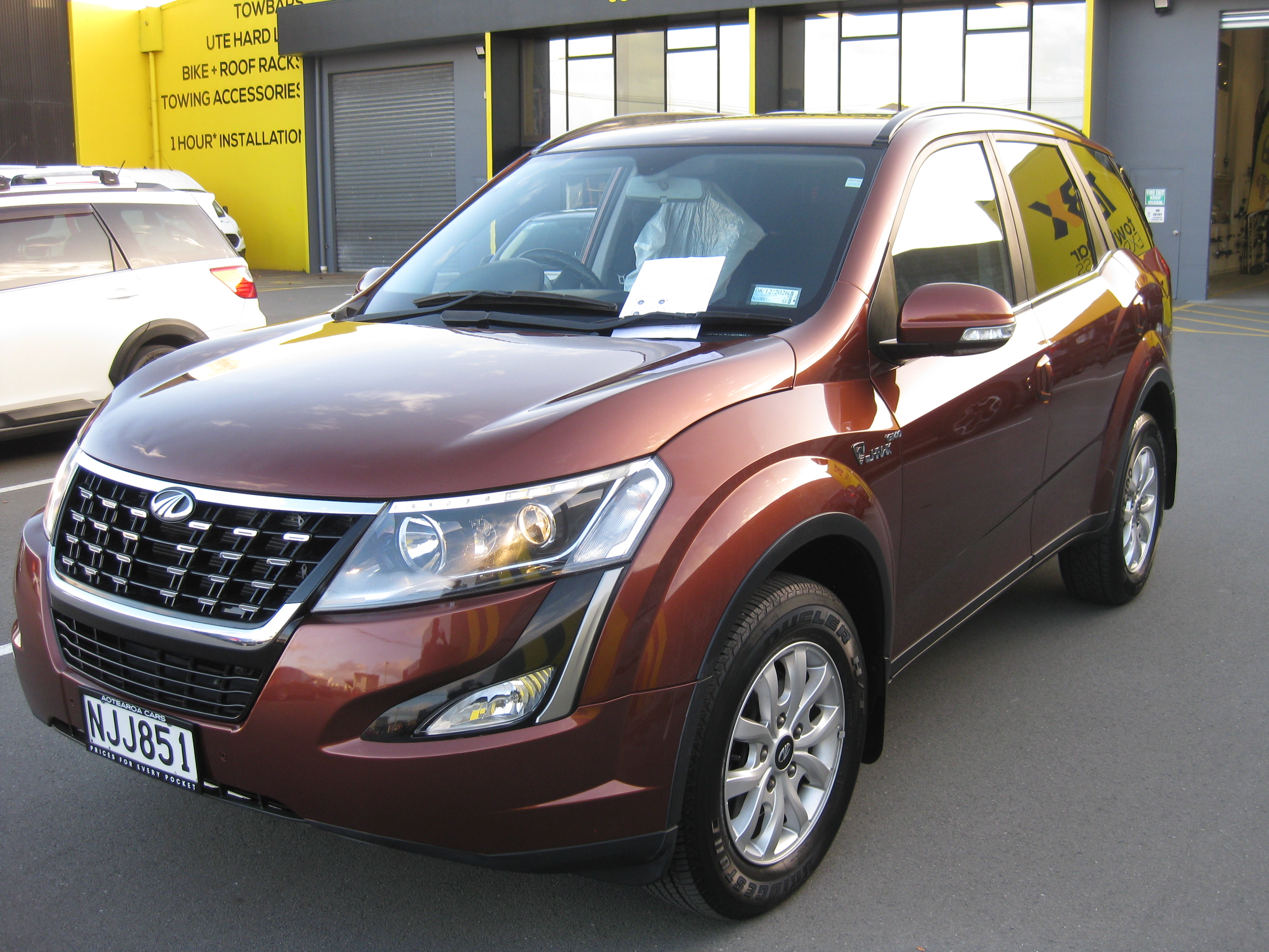 MAHINDRA XUV STATIONWAGON 2013-CURRENT